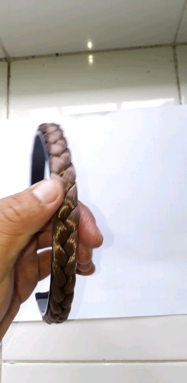 Băng đô cài tóc bằng nhựa bính tóc màu nâu đen