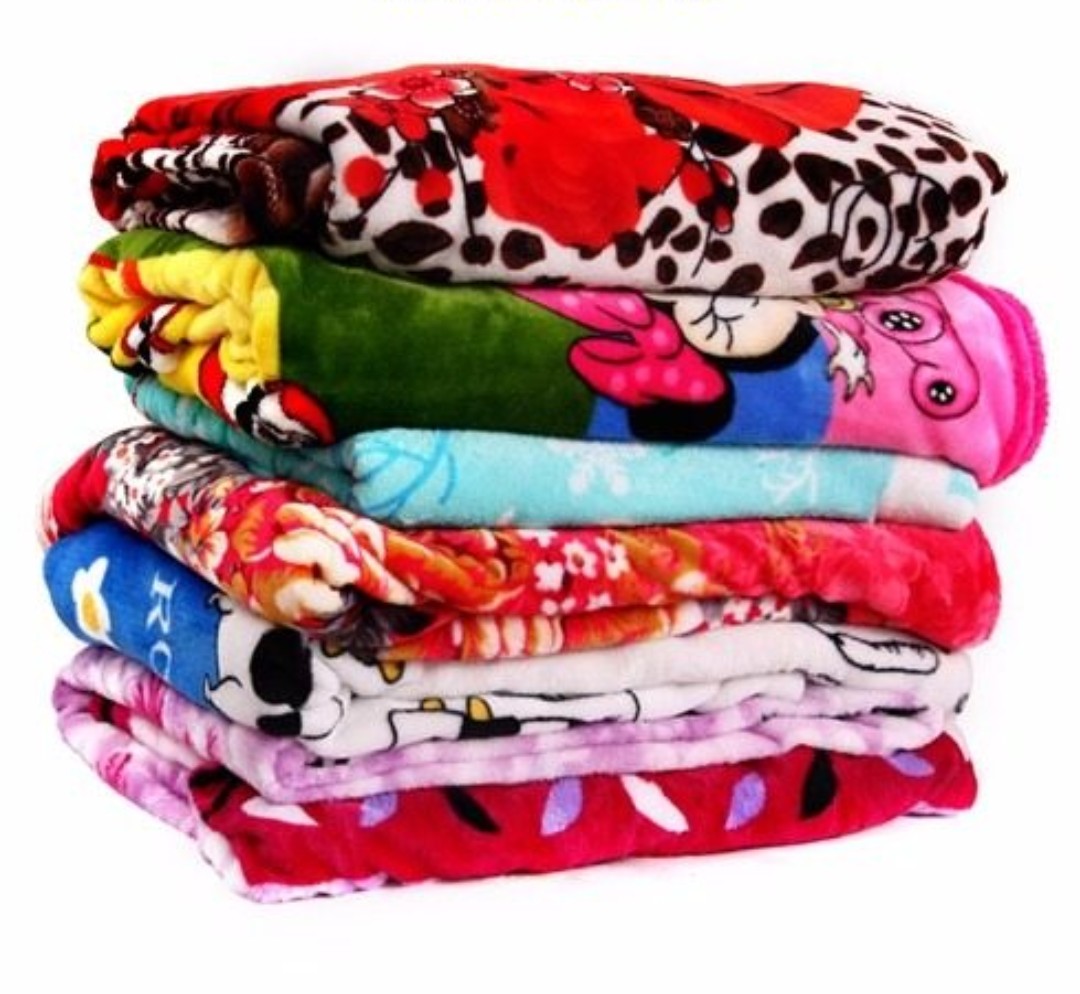Mền tuyết trẻ em khổ 1m x 1m5 giao màu ngẫu nhiên