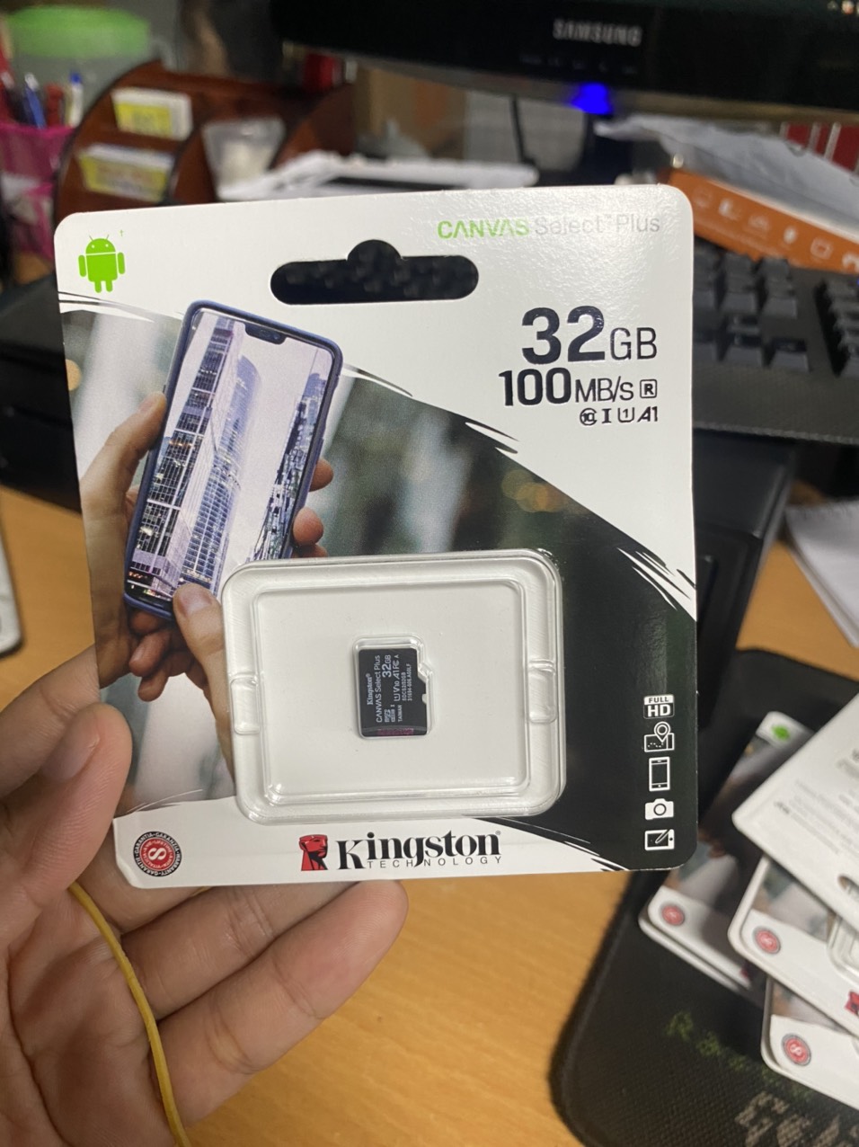 Thẻ nhớ 32gb thương hiệu kingston - thẻ 32gb