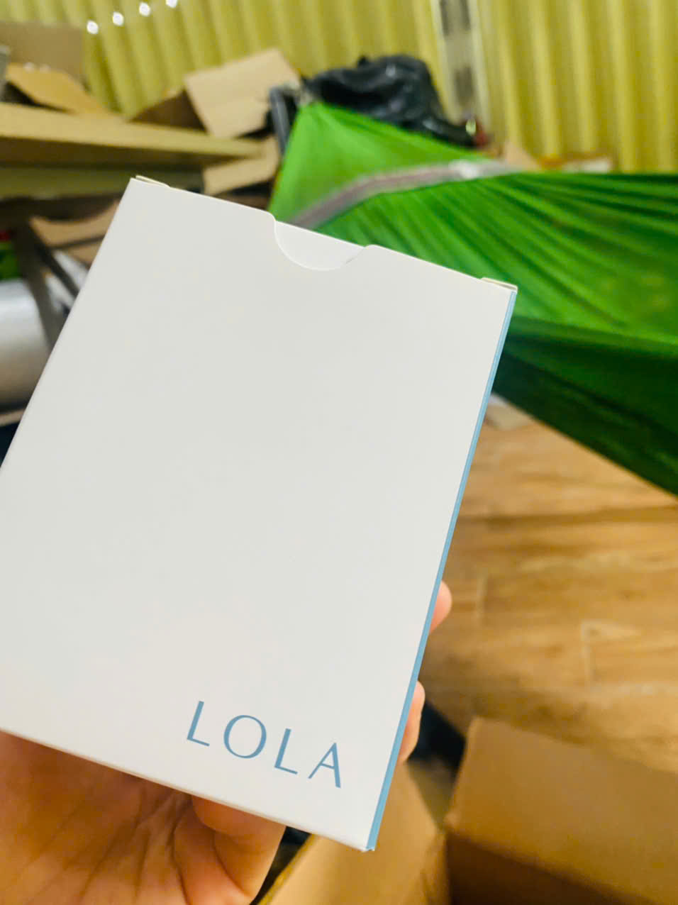 LOLA 12 miếng băng vệ sinh có cánh