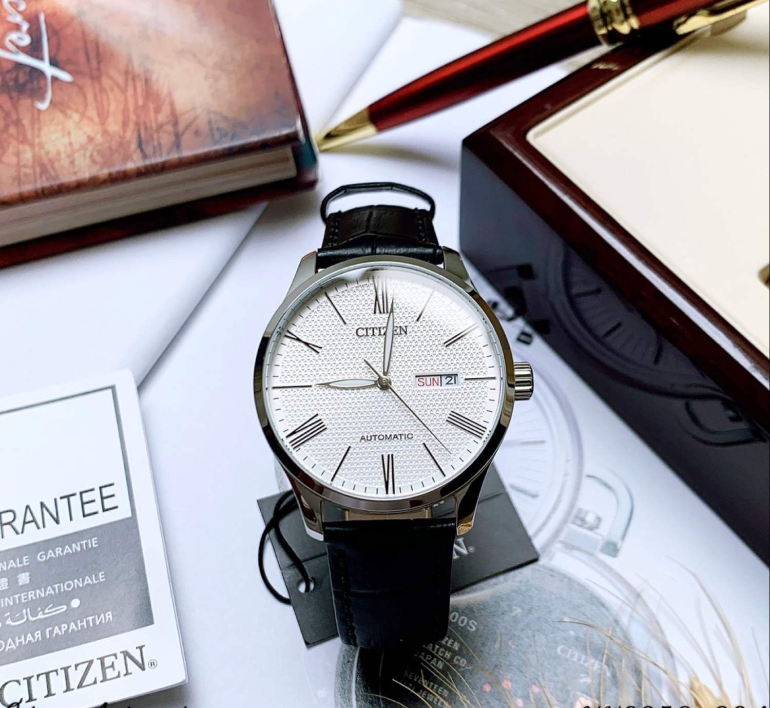 Đồng hồ Nam chính hãng Citizen Automatic NH8350-08A Size 40,Mặt trắng,Lịch