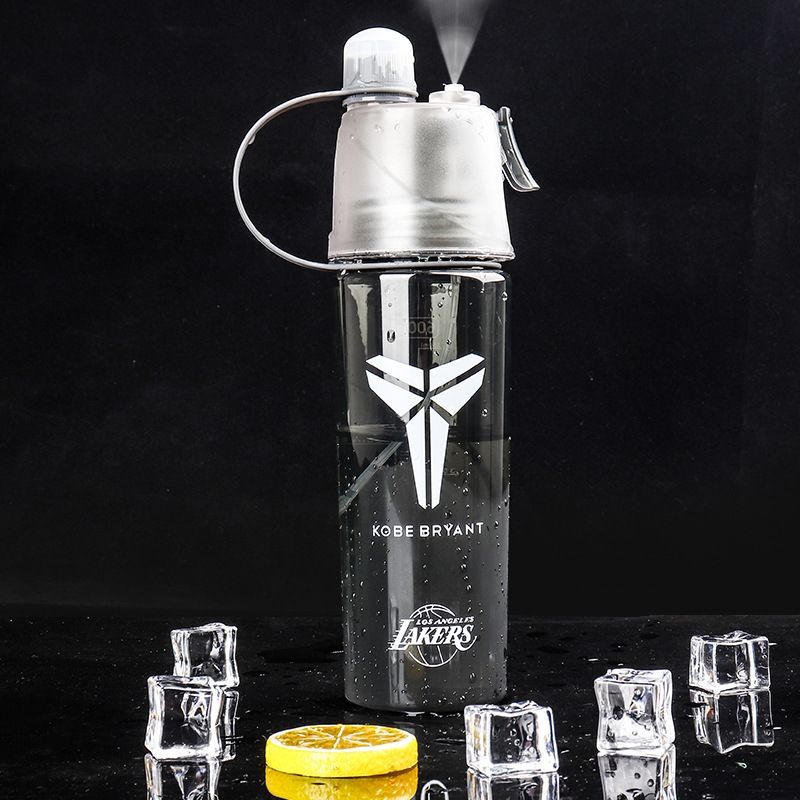 Bình Nước Bóng Rổ Phun Sương NBA 4.0 Dung Tích 600ml Nhựa Nguyên Sinh An Toàn Logo Kobe James Harden Kyrie Curry Durant