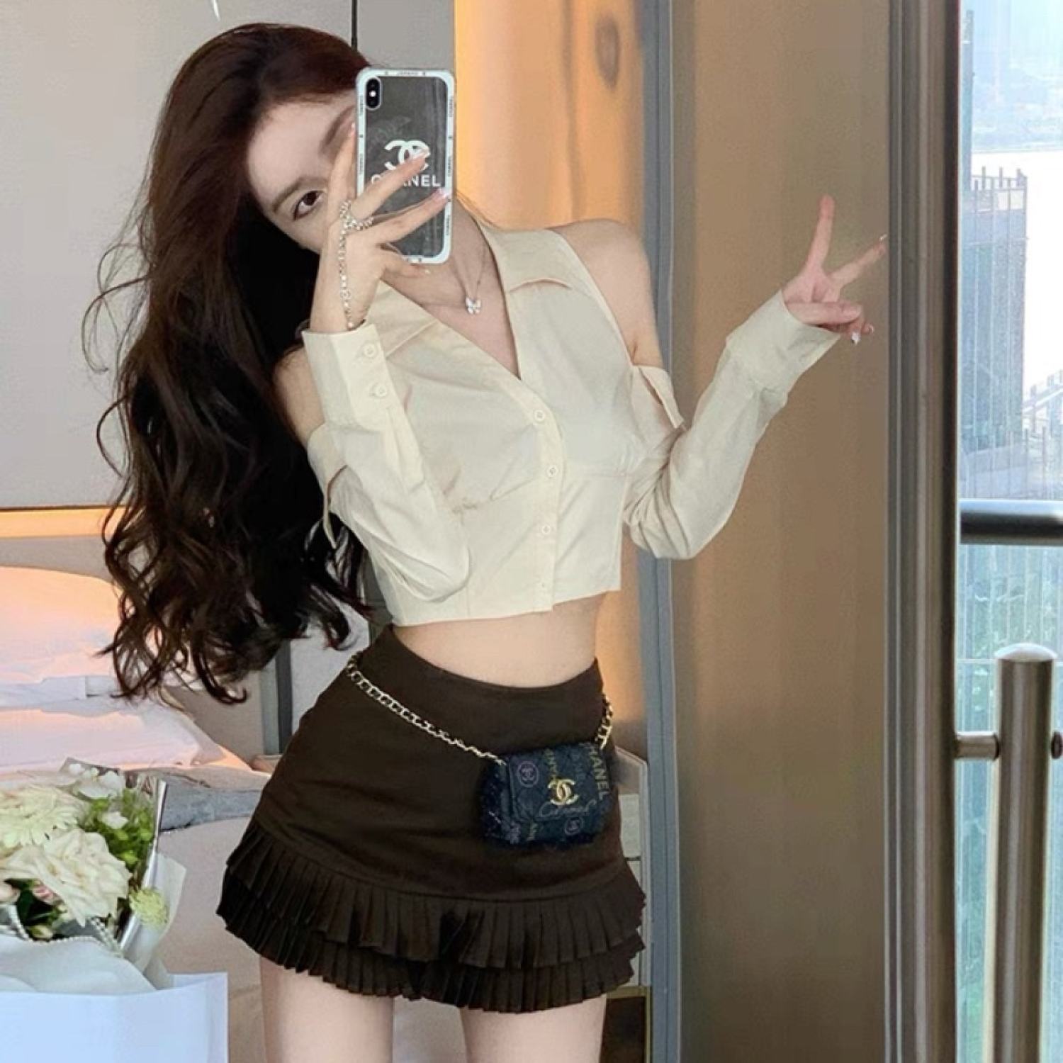 Áo sơ mi croptop tay dài hở vai cá tính chất kate xịn