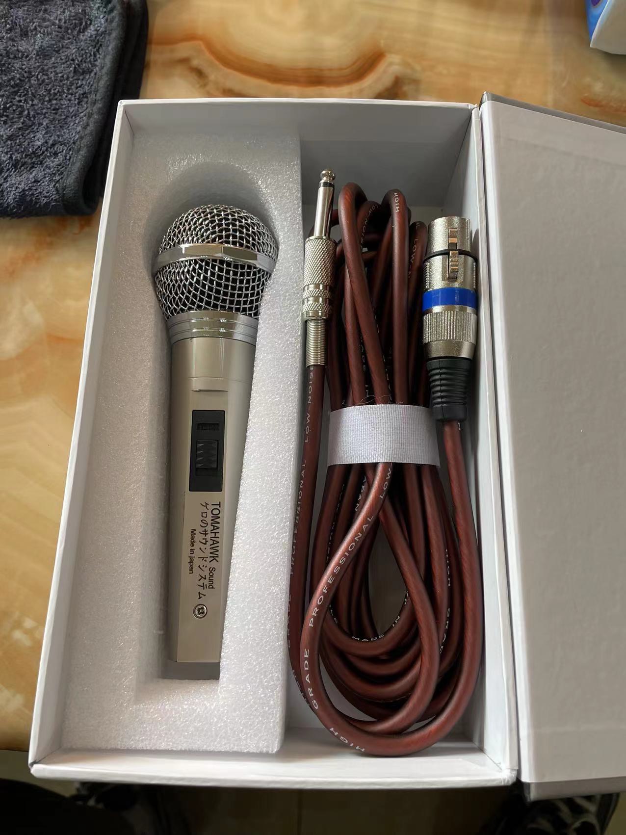 Micro có dây TOMAHAWK thương hiệu Nhật Bản, micro thu âm nhạy, trong tiếng, dùng chho dàn karaoke, loa kéo
