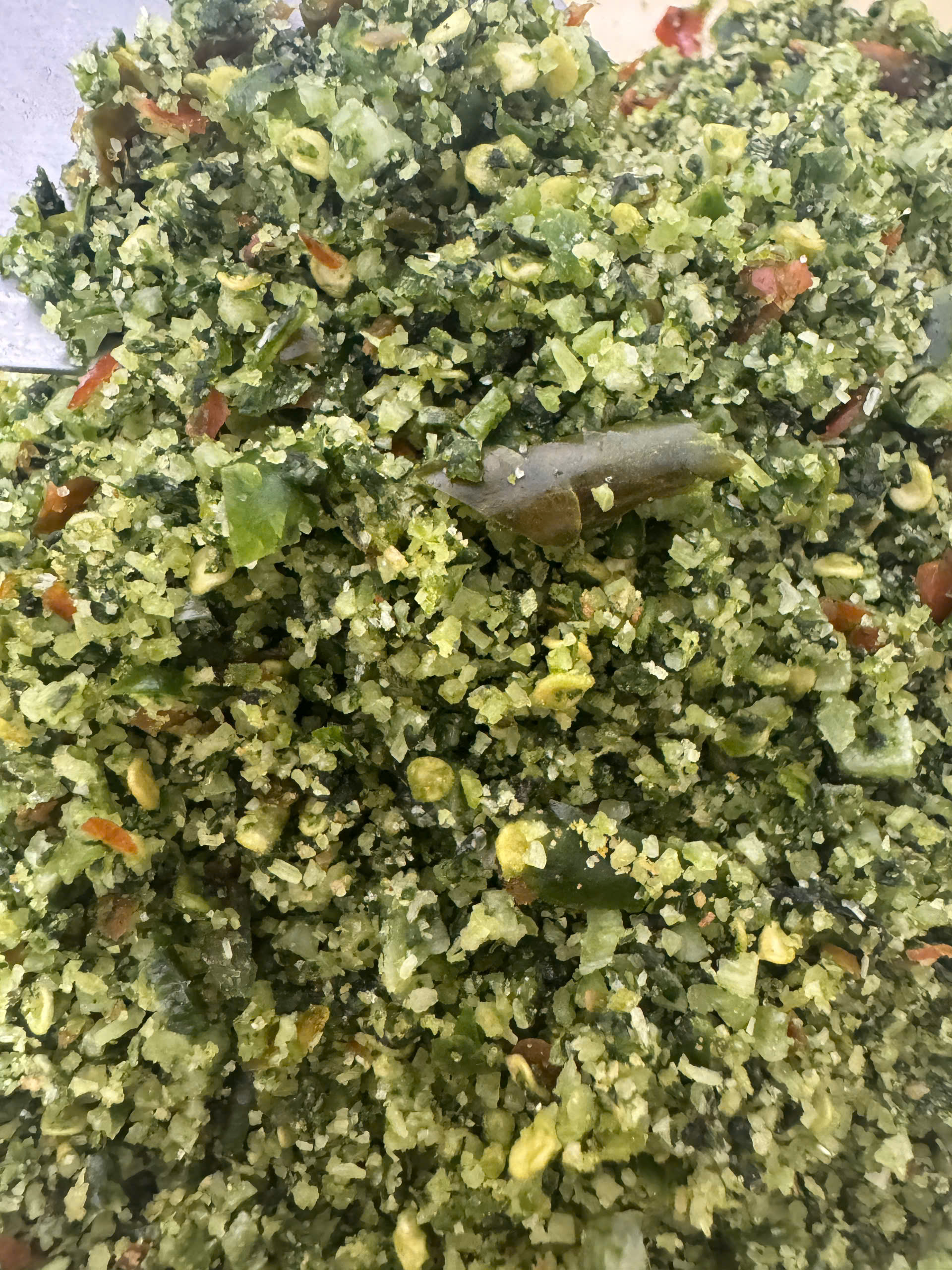 MUỐI LÁ É - ĐẶC SẢN MIỀN TRUNG - HƯƠNG VỊ MIỀN NAM, cay mặn - HỦ 150GR