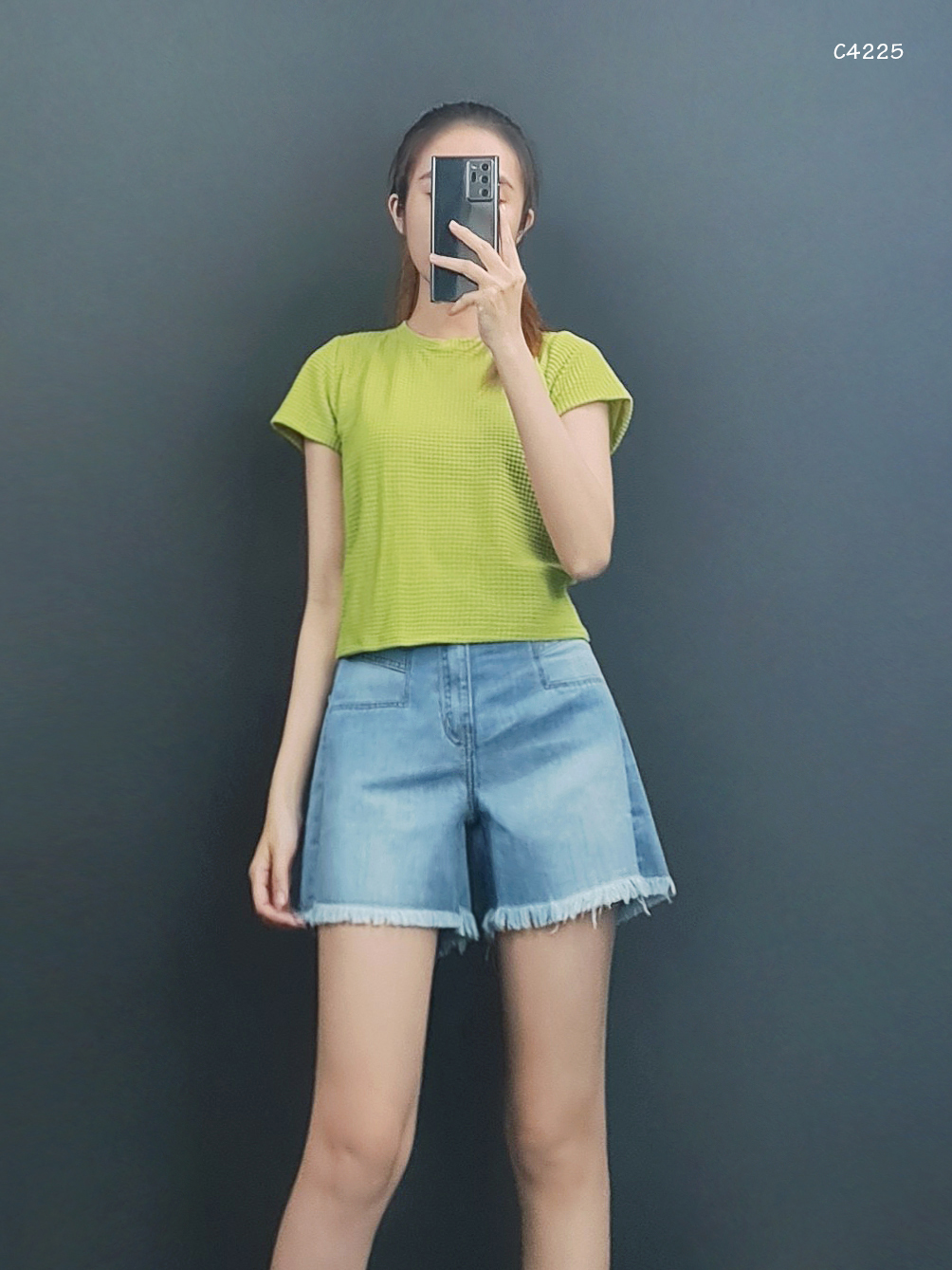 C4225 - Áo thun xốp cổ tròn tay ngắn trơn