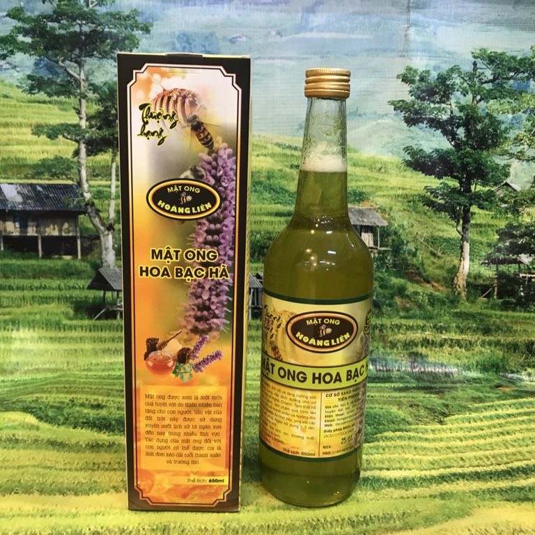 Mật ong hoa bạc hà hoàng liên chai 650ml