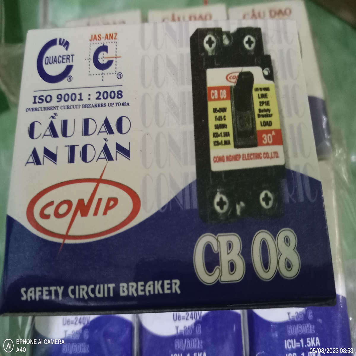 Cầu dao an toàn CB Conip công suất 30A