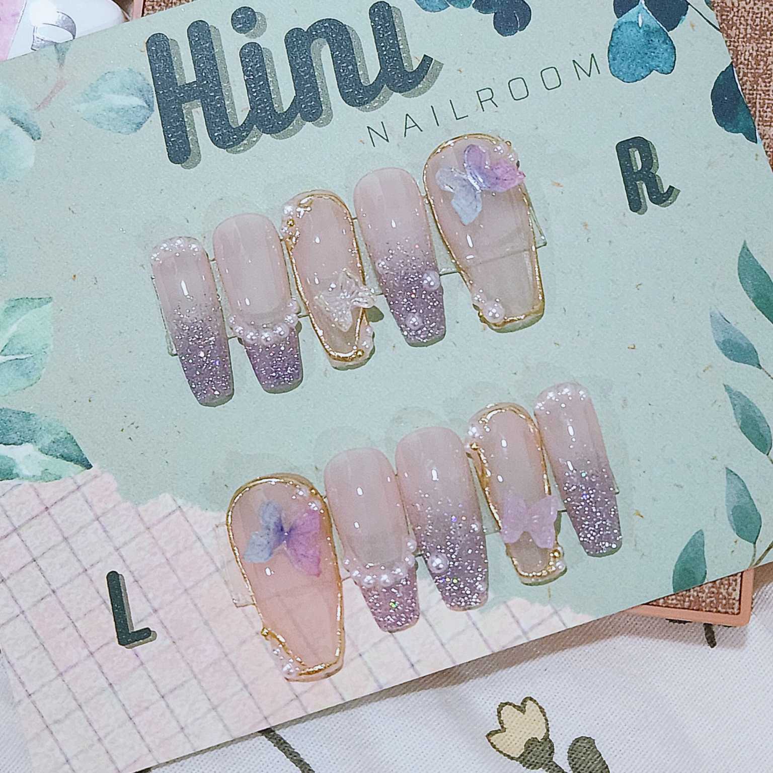 B001 - bộ 10 móng tay giả, móng úp, nailbox thạch hồng nhũ flash đính bướm hini nailroom