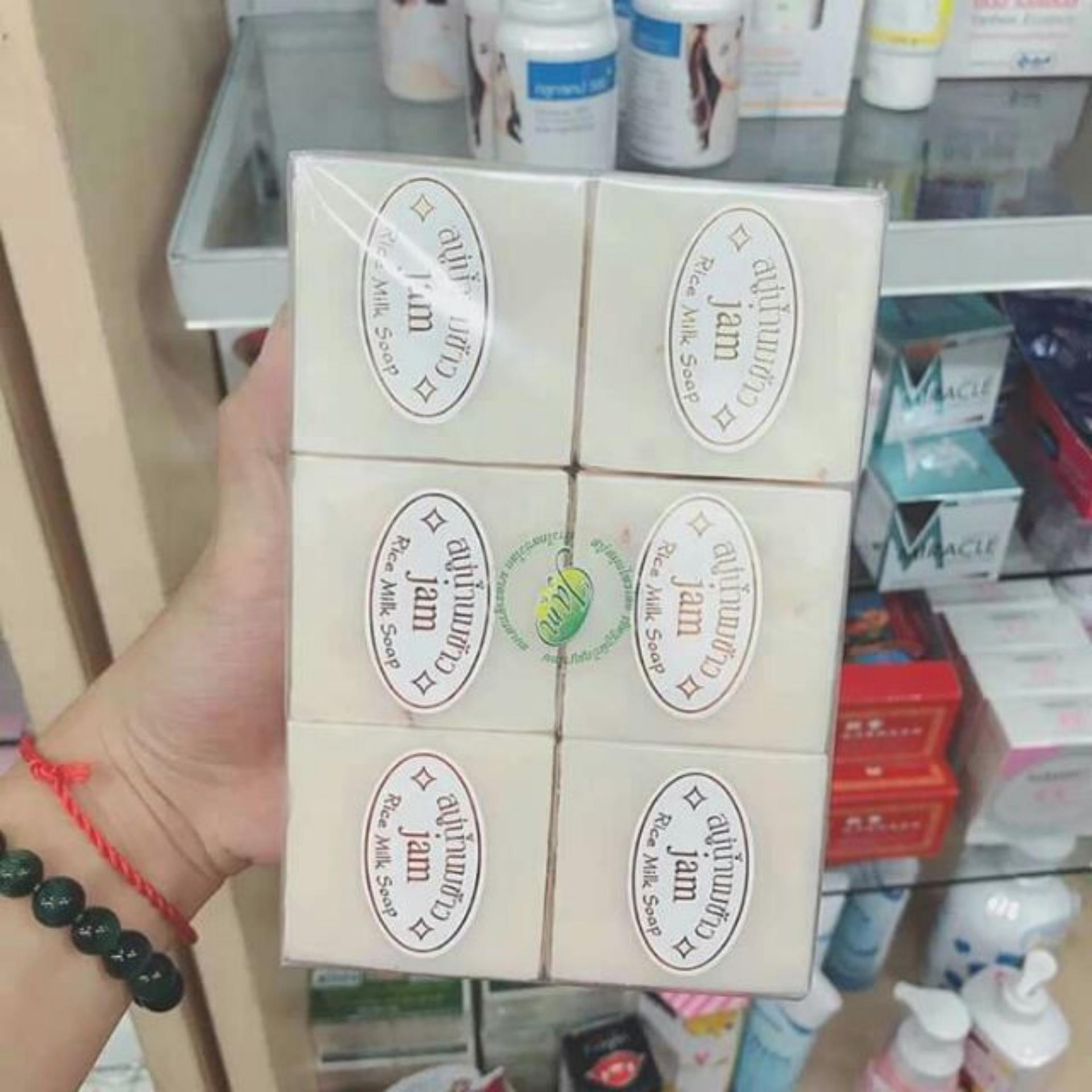 Xà phòng kích trắng cám gạo thái lan
