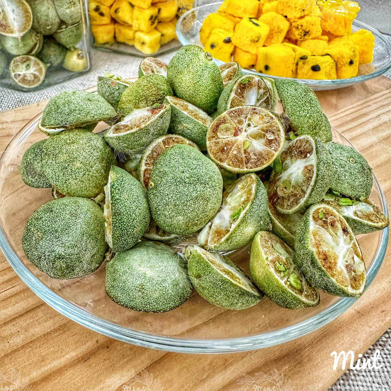Tắc xanh sấy lạnh - hủ thuỷ tinh cao cấp 300gr
