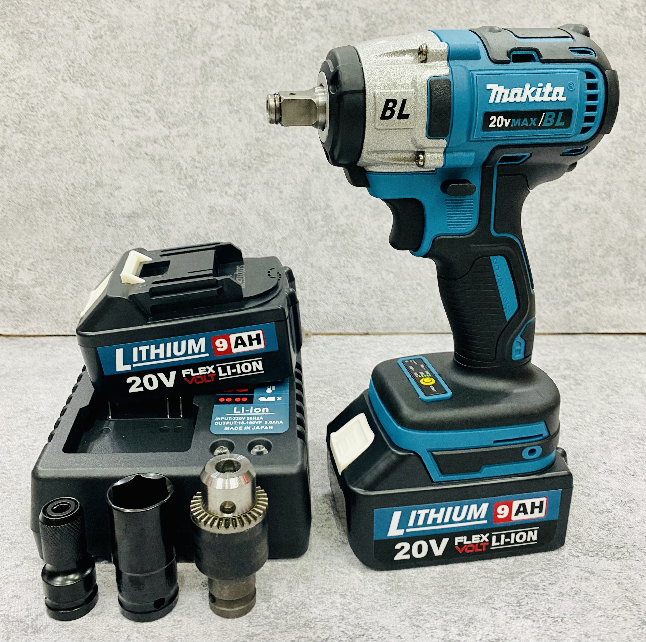 Máy siết bulong dùng pin Makita lực siết 550NM, Động cơ không chổi than mạnh mẽ, bền bỉ, tiết kiệm pin