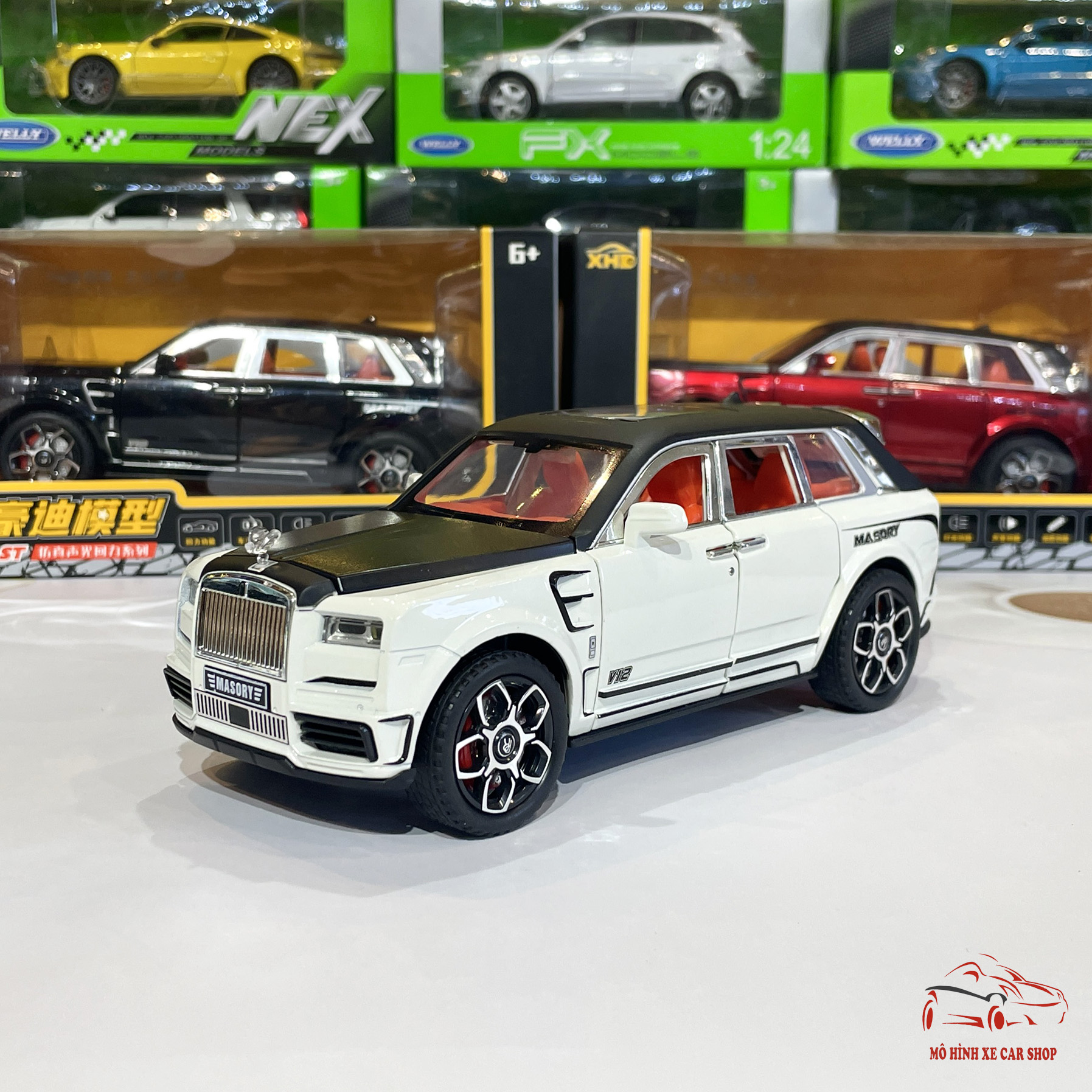Mô hình xe ô tô hợp kim Rolls-Royce Cullinan Mansory tỉ lệ 1:24 hãng XHD 3 màu