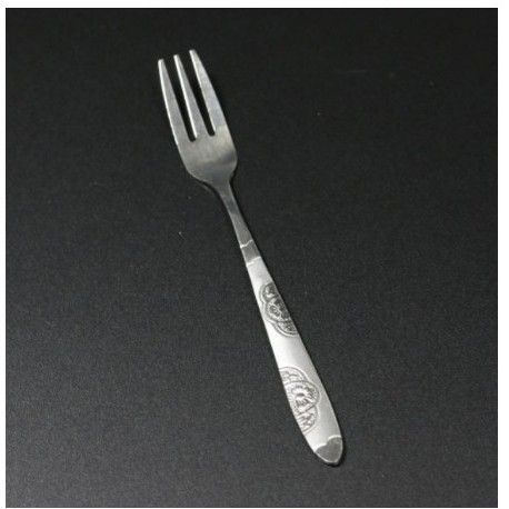 Dĩa inox ăn hoa quả đa năng
