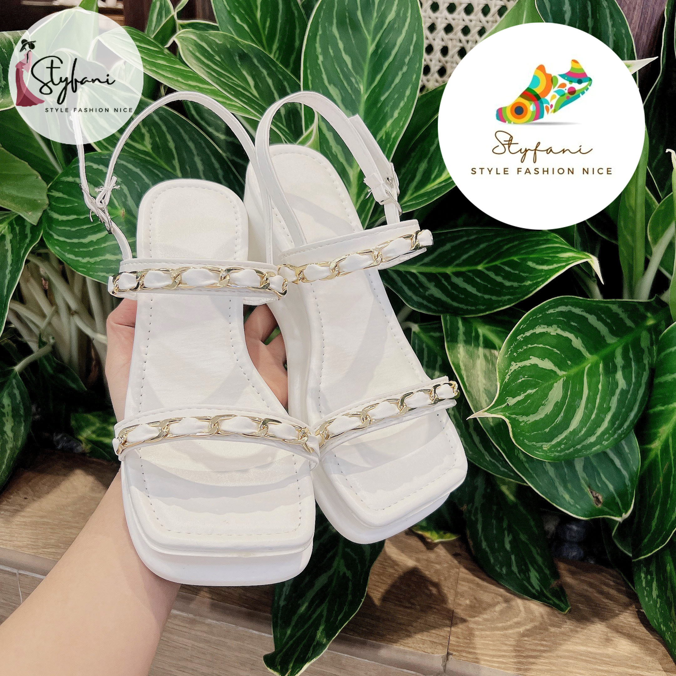 Giày sandal nữ bánh mì đế xuồng quai ngang phối xích phong cách nữ tính