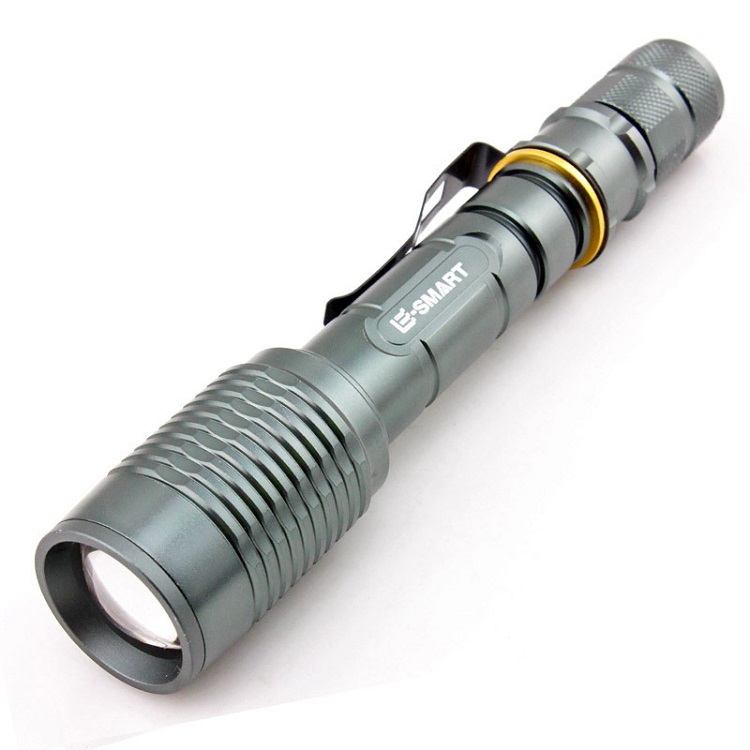 Đèn pin siêu sáng công suất lớn T6