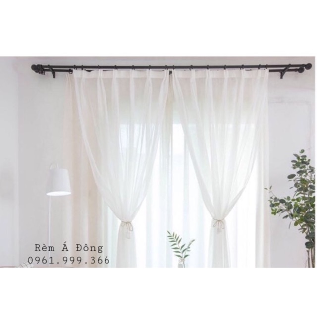 Rèm voan trắng