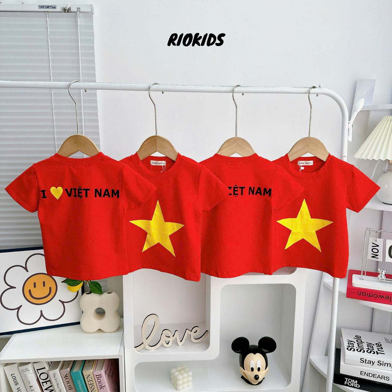 AT4 Áo phông thun cờ đỏ sao vàng cộc tay thun lạnh đồng phục văn nghệ MinkyMom