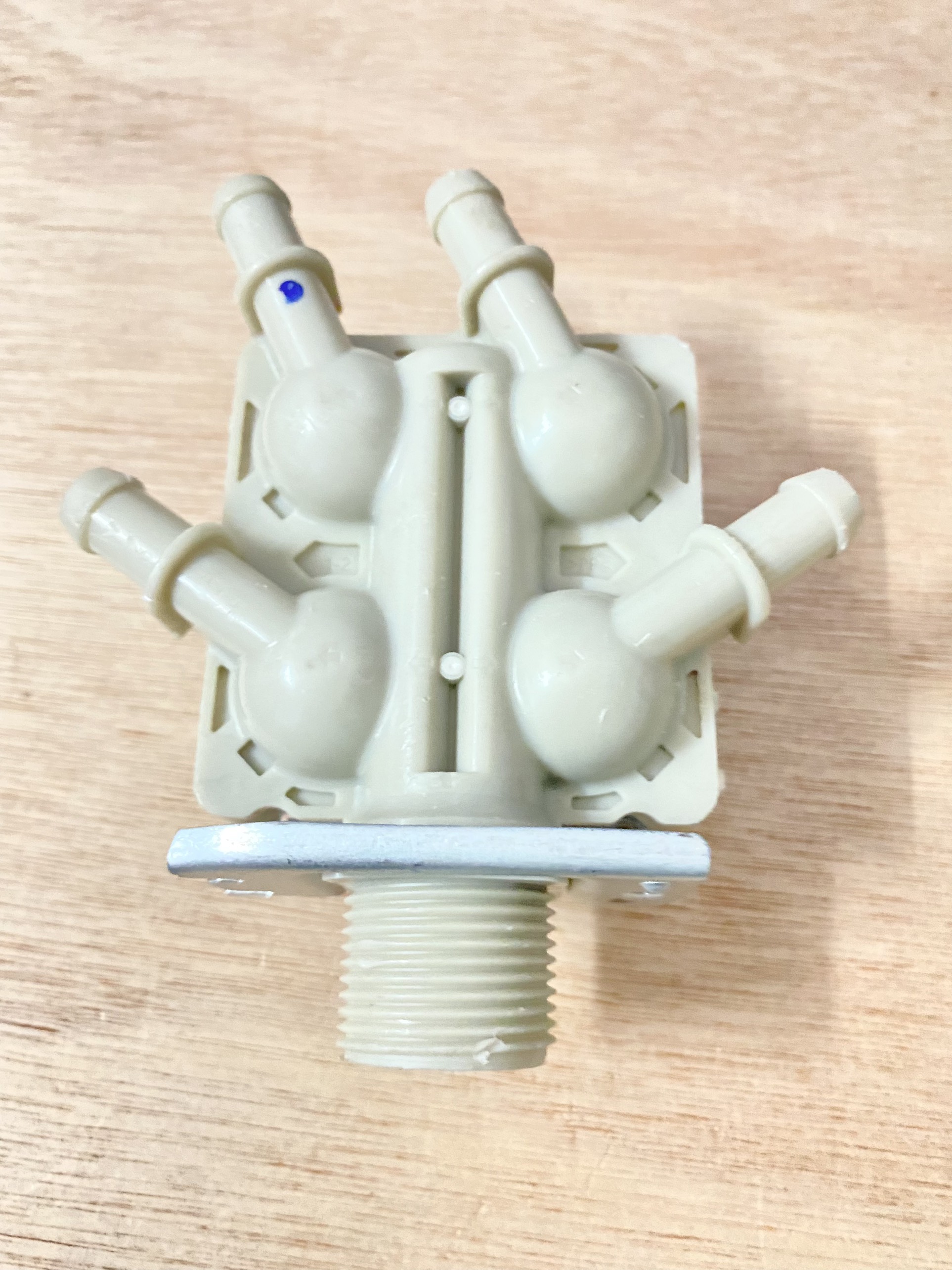 Van 4 cấp nước cho máy giặt lg 12v