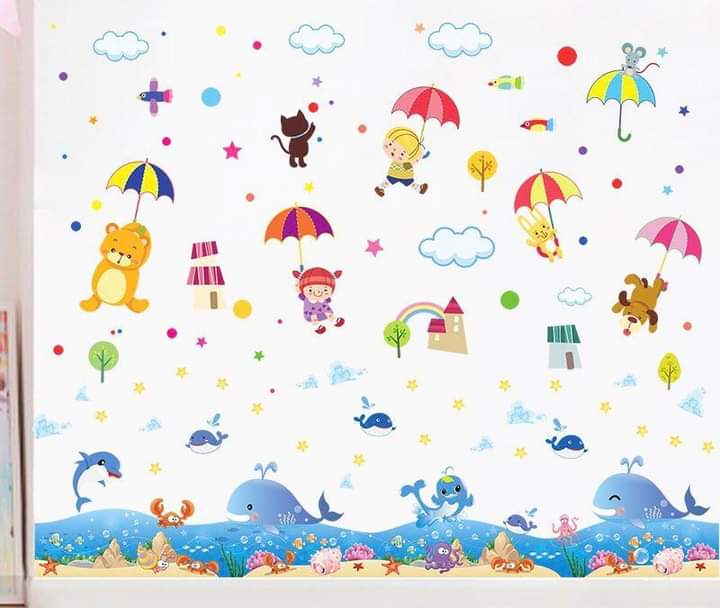 Decal dán tường gấu đu ô và chân tường cá voi