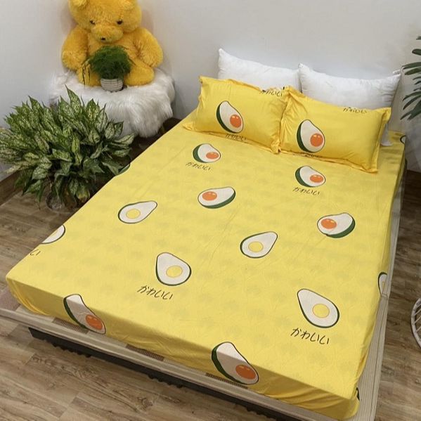 Bộ ga gối đẹp chất cotton poly Hàn Quốc cho trẻ em giá rẻ: 1 Ga chun bọc + 2 vỏ gối họa tiết BƠ VÀNG