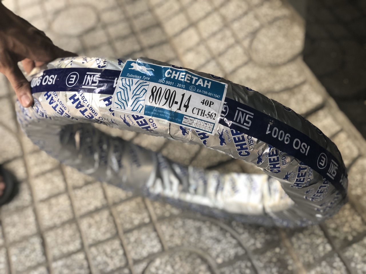 [HCM]VỎ CHEETAH CAMEL 120/70-14 - KIỂU GAI CITY GRIP CHO NVX