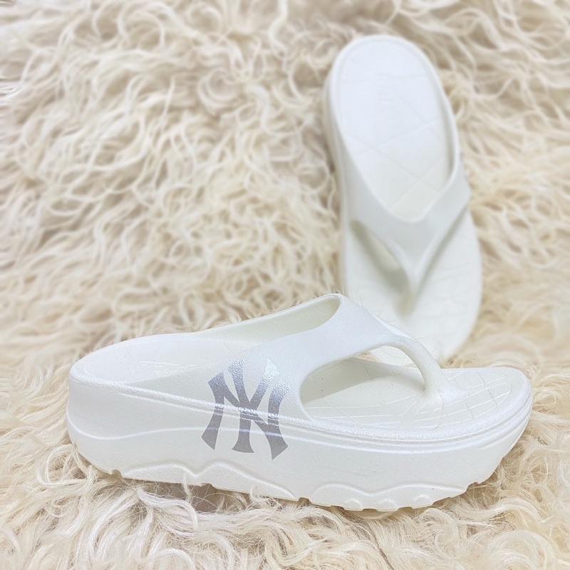 Dép xỏ ngón - dép nữ đế đúc độn 6cm tăng chiều cao cho bạn gái đi biển đi chơi chống nước cực êm