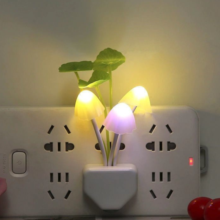 Đèn ngủ hình hoa hình nấm-hoa ngẫu nhiên.