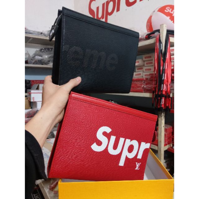 Clutch cầm tay Supreme