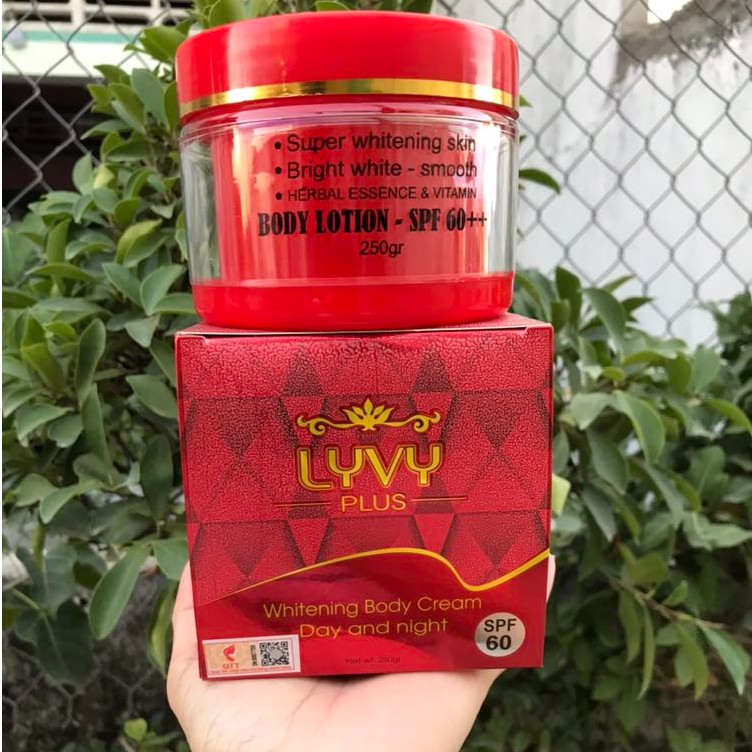 KEM BODY LYVY PLUS đỏ (Mẫu mới)
