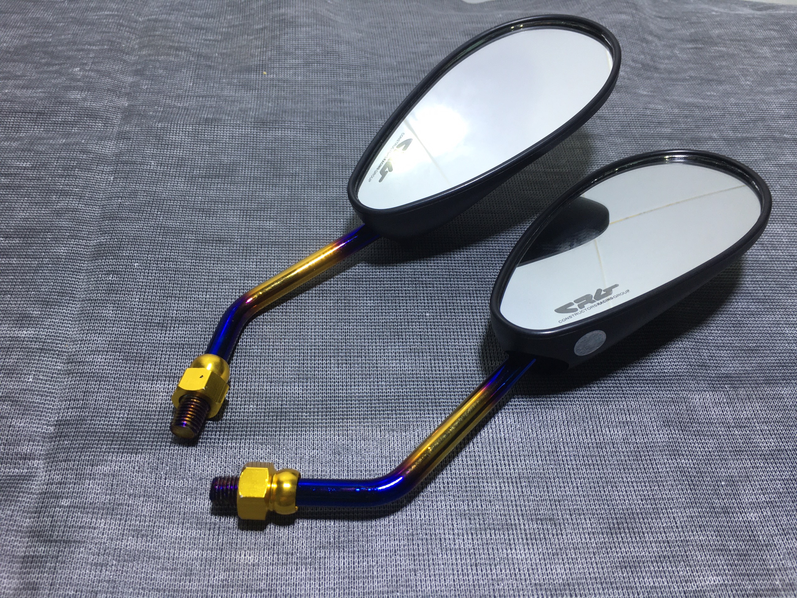 Kính CRG Chân Titan Mẫu Bầu Hình Giọt Nước gắn mọi dòng xe