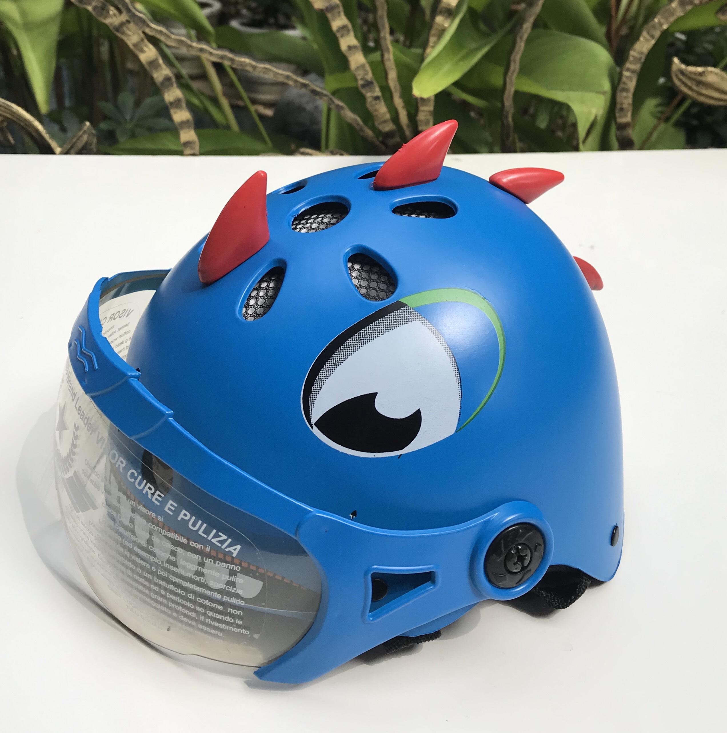 [HCM]Nón bảo hiểm trẻ em từ 3-7 tuổi có hình dáng KHỦNG LONG CÓ KÍNH bảo vệ đầu trẻ khi đi xe máy nhẹ cứng cáp TP.HCM