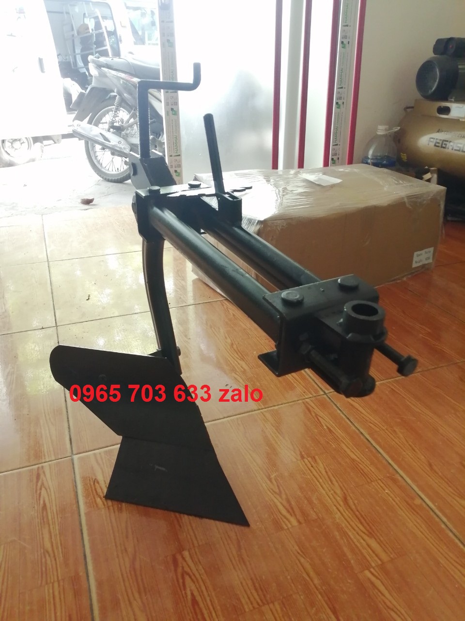 Lưỡi cày lật lắp cho các máy xới đa năng, thế hệ mới ưu việt, hiệu quả.