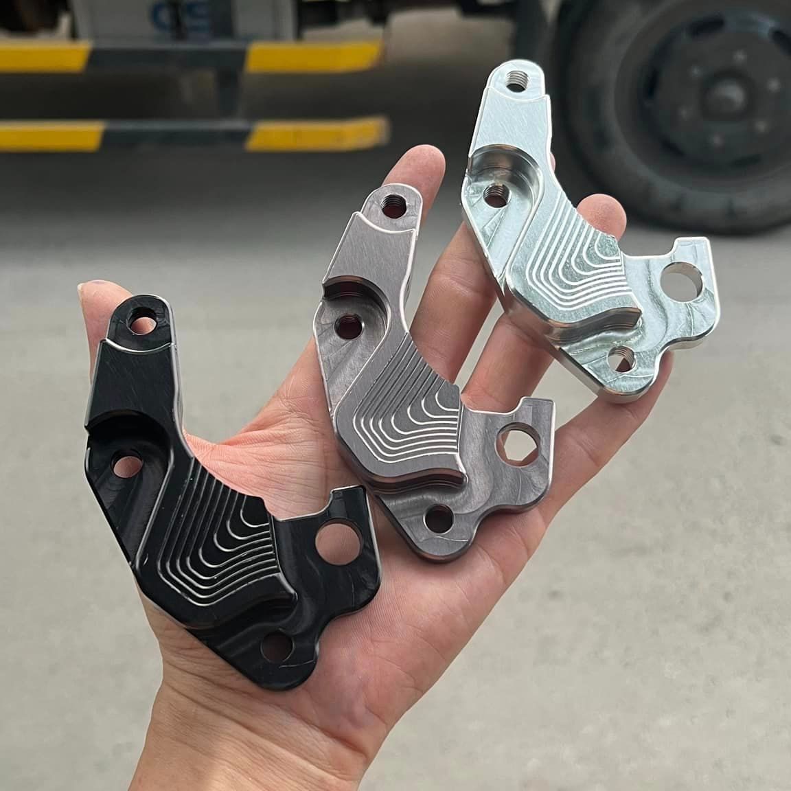 Pas heo trước raider satria size đĩa 260267mm heo zin