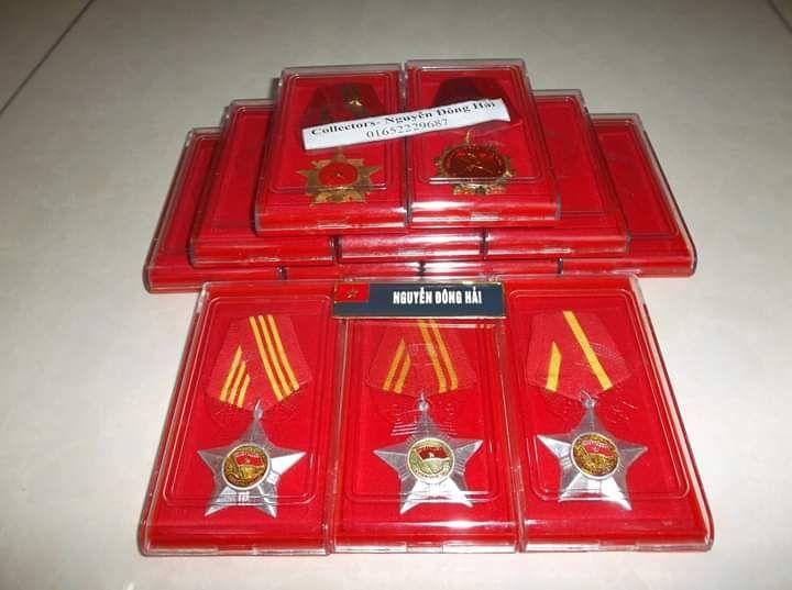 Hộp đựng huy hiệu huy chương  bằng nhựa