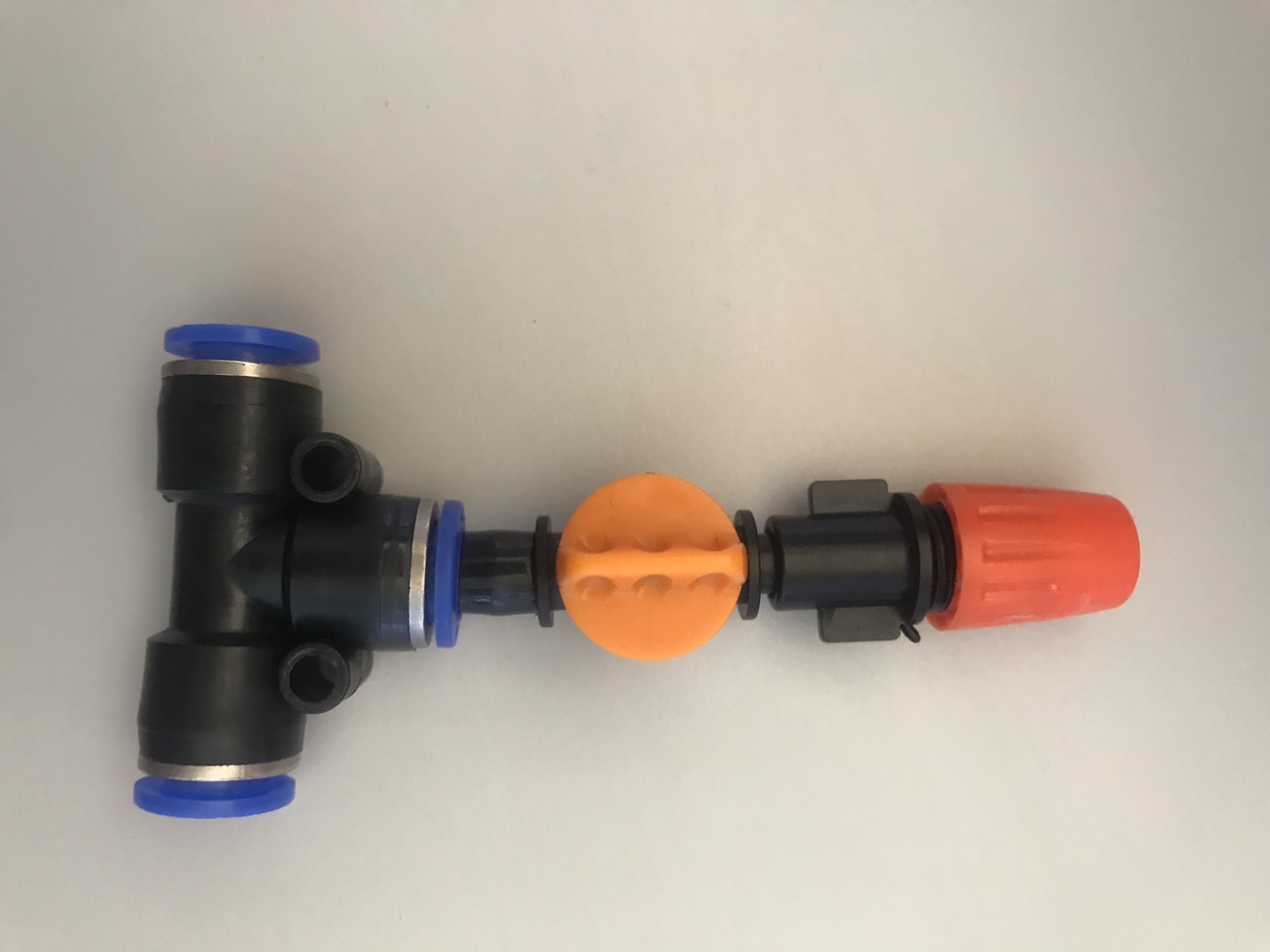 Béc tưới lan , phun sương đơn cam có van khóa đầu béc kết nối ống 8mm