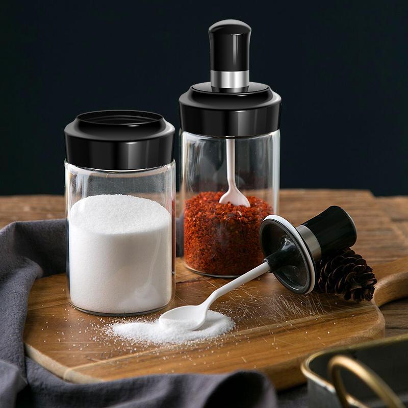 [HCM]COMBO 4 HŨ THUỶ TINH ĐỰNG GIA VỊ NHÀ BẾP KÈM MUỖNG MÚC MẪU MỚI - HŨ ĐỰNG GIA VỊ - HŨ GIA VỊ - LỌ ĐỰNG GIA VỊ - LỌ GIA VỊ - HŨ ĐỰNG MUỐI