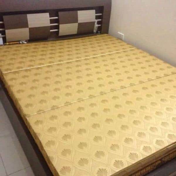 Vỏ đệm gấp 3 mảnh có khóa kéo dùng cho đệm dày 9cm ( giao màu ngẫu nhiên)