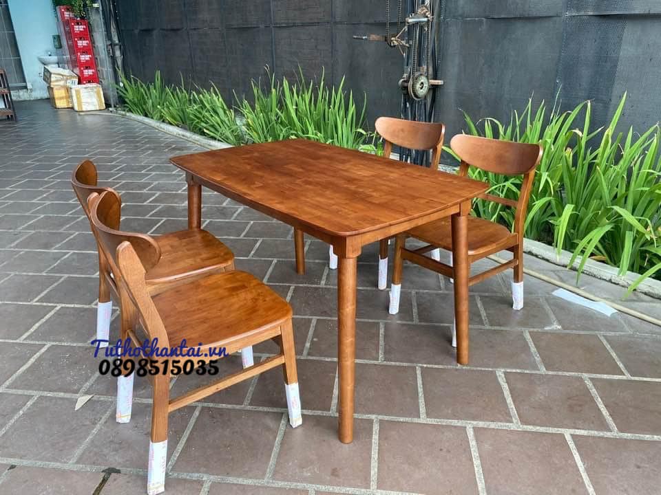 Bàn ăn gỗ Cao Su hàng đẹp xuất khẩu M02