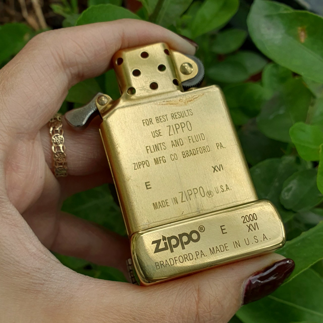 Ruột Vàng Bật Lửa Zippo Đồng Thau Đời La Mã ( Tặng Kèm Đít Nhựa) Ruột Máy Zippo Không Kèm Vỏ