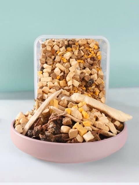 Thịt cá sấy khô cho chó mèo 11 loại hộp 600g