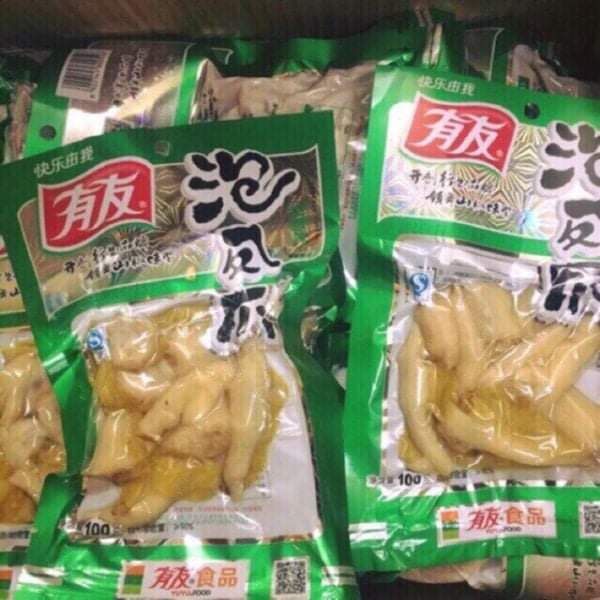 Chân gà cay yuyu xanh 100g