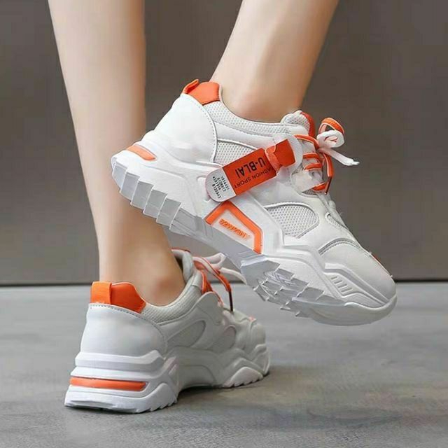 Giày nữ đẹp hót nhất năm 2020 giày sneaker nữ blai hot trend