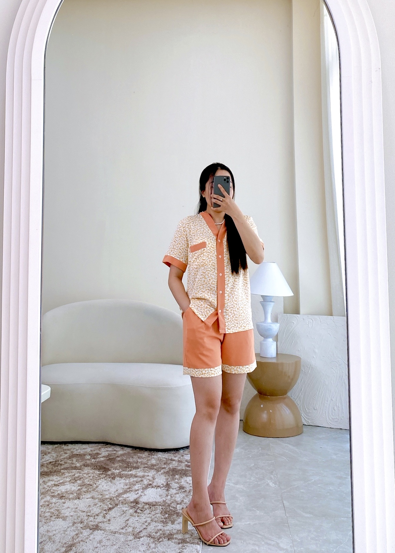Pijama Lụa Tay ngắn quần ngắn Satino - Y - Karen Orange
