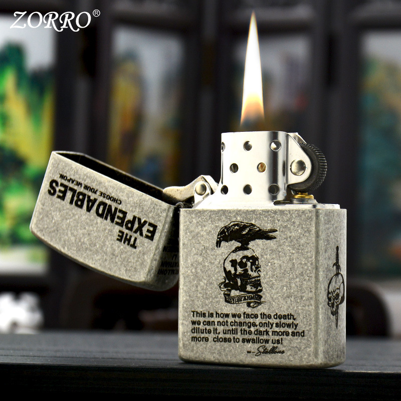 (Chính Hãng) Bật Lửa Zippo Zorro Bạc Cổ The Expendables Khắc 6 Mặt ( Tặng Kèm Đá Bấc Xịn - Có Hộp )