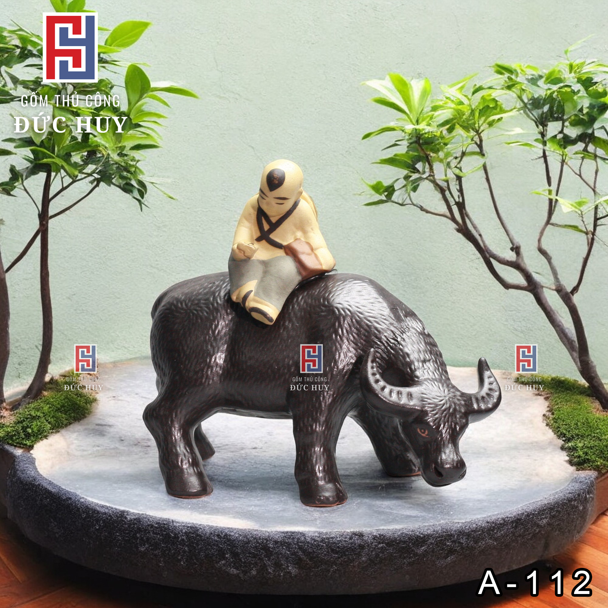 Tượng Gốm gốm Bé cưỡi trâu cúi đầu trang trí hòn non bộ