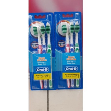 Vỉ 3 cây bàn chải đánh răng Oral-B Classic Ultraclean