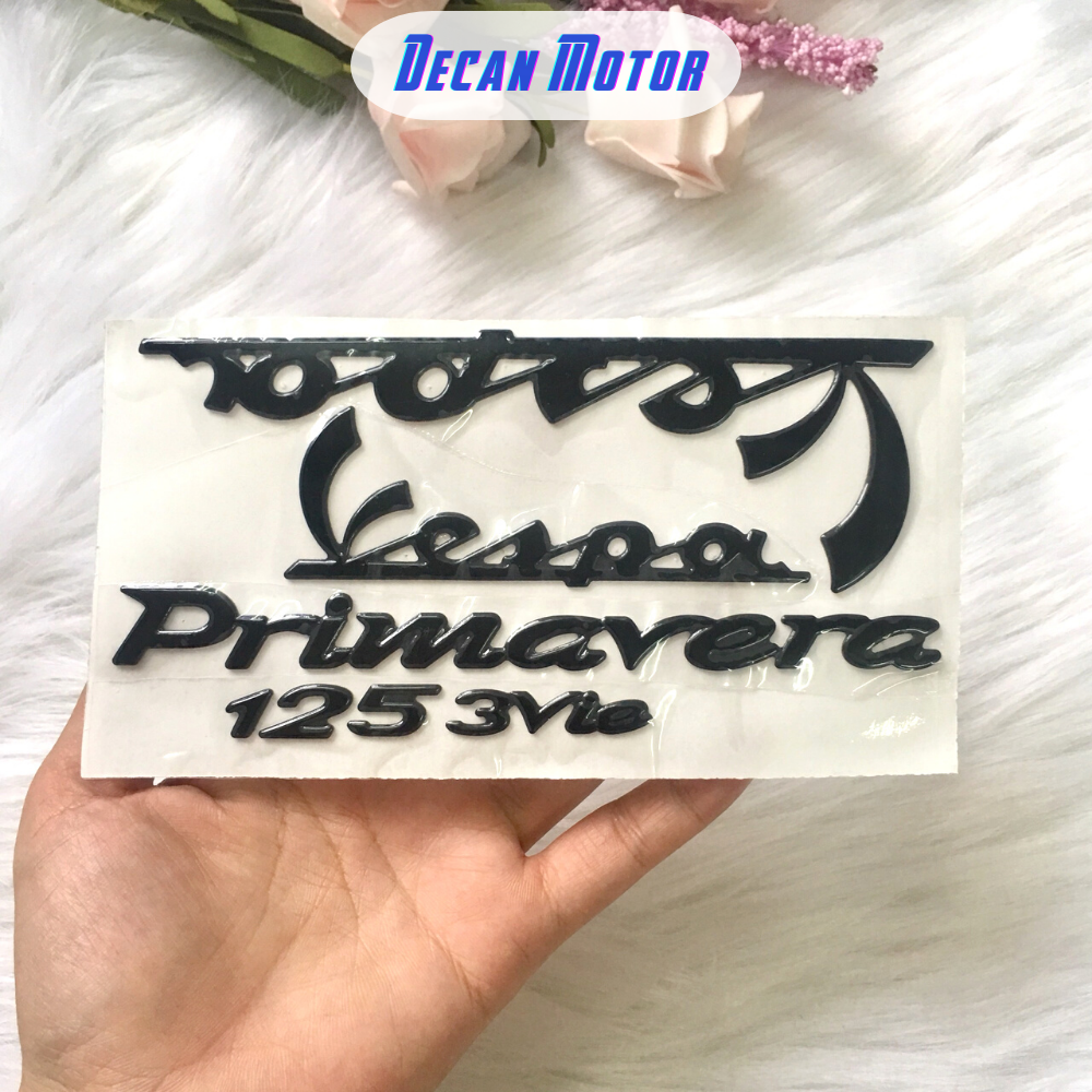 Tem dán xe Vespa Primavera 125 3v ie, tân trang cho xe trông rất mới, decan dán xe vespa primavera chất liệu nhựa nổi bền đẹp và sáng bóng, tem xe vespa chống thấm nước, hai màu đen và bạc