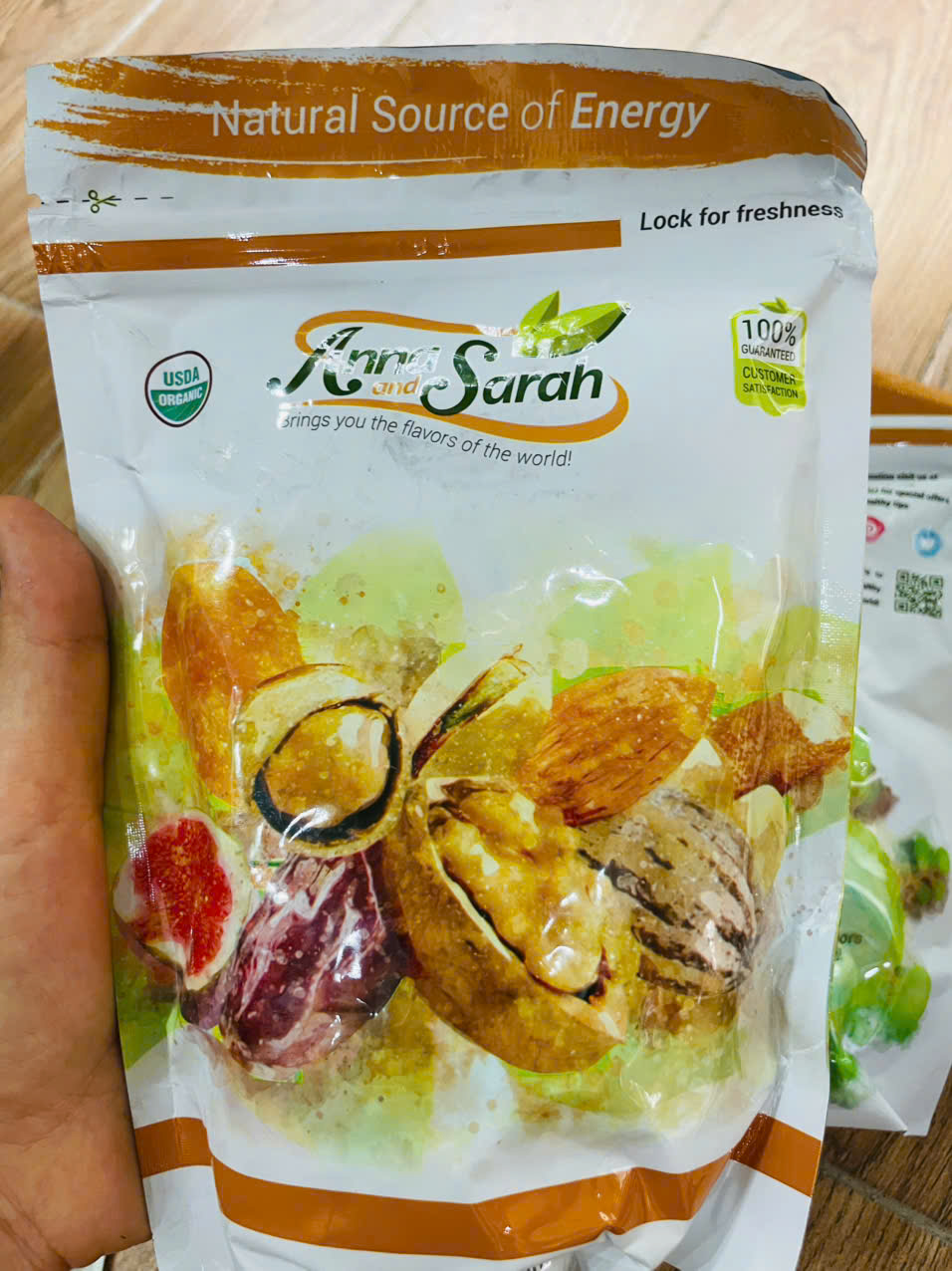 chà là sấy khô tự nhiên nguyên quả,Chà là Medjool hữu cơ Anna and Sarah 454g