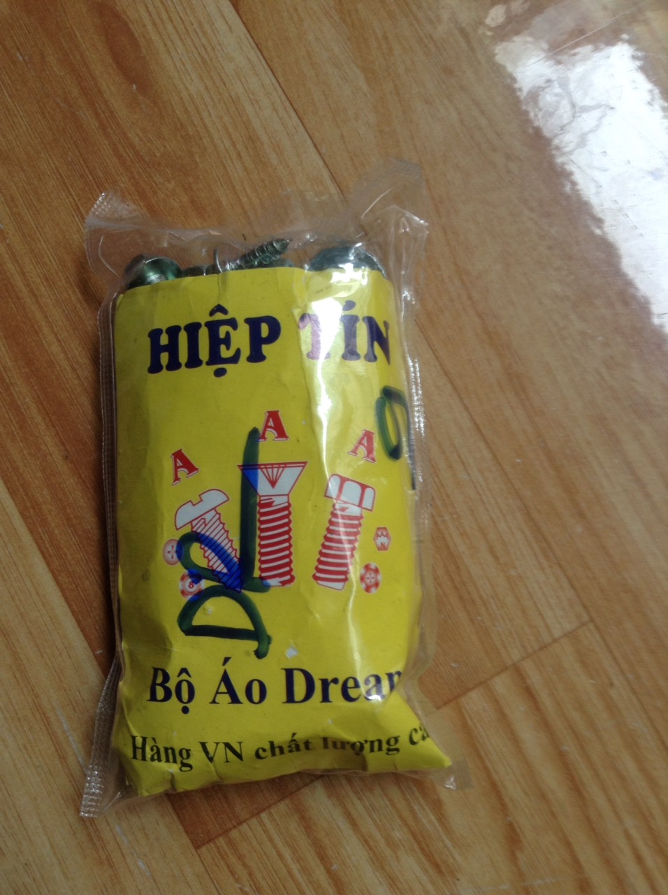 BỘ ỐC VÍT DÀN ÁO XE DREAM